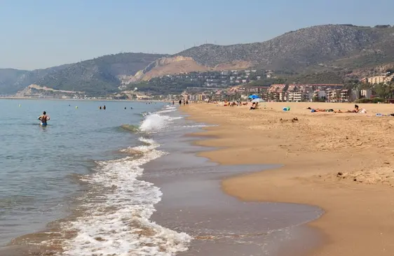 donde Aparcar gratis Castelldefels playa