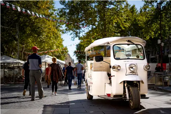 donde aparcar en avignon