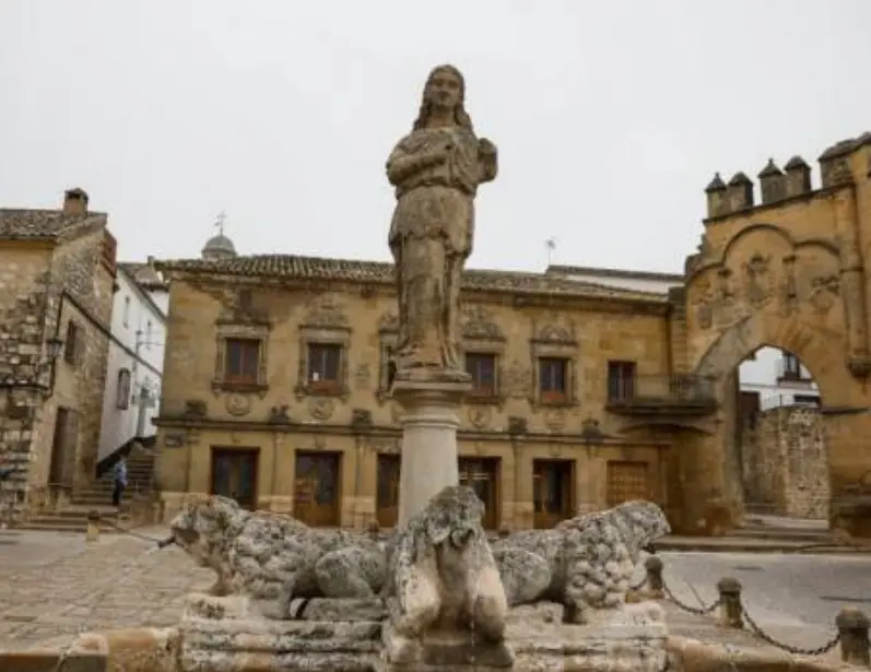 Aparcamiento gratuito en Baeza